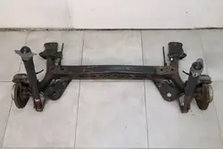 Taka-akselipalkki OEM 5Q0501115 Skoda Octavia III:lle