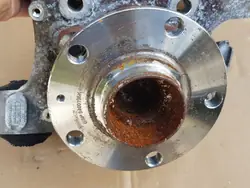Knuckle + Nav - Höger Bak / Audi A6 C6 - 8E0505434B