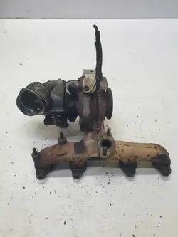 Turboahdin OEM 03G253014N VW Passat B6 2.0 TDI:lle