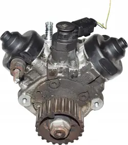 AUDI A6 C6 LIFT 3.0 TDI Kraftstoffpumpe - Beschädigt