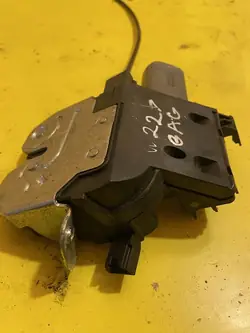 Mercedes-Benz S W221 Baklucka Lås