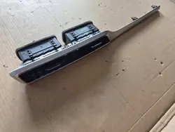 Grelha de ventilação central MG ZS 19- Lift 2023 OEM 10261261