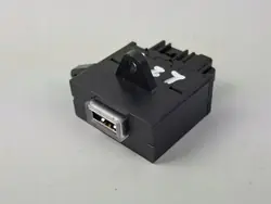 USB-Anschluss OEM 00505493820 für Alfa Romeo Stelvio