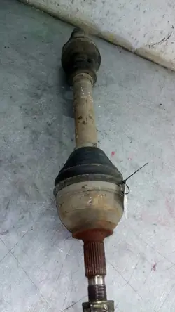 Arbre de transmission gauche Peugeot 407 2.0 HDI 9644292880