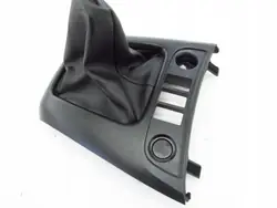 Nissan NV200 Vaihteenvalitsimen suojus OEM 68262BJ99C 2009-2021