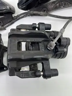 Audi RS3 8Y Remklauwen Set OEM 83A615105M 83A615106M