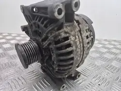 Mercedes C200 CDI W203 Generaattori A0141540702