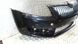 BUMPER AVANT SKODA OCTAVIA III