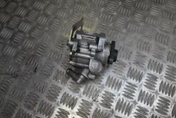 Ohjaustehostimen Pumppu BMW E39 2.5 TDS Käytetty