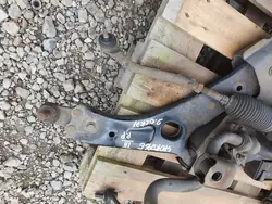 Braccio di Controllo Anteriore Sinistro + Destro Kia Sportage III