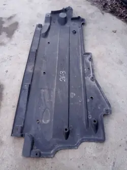 Audi A6 C6 Vänster stänkskärm OEM 4F0825207D - Begagnad