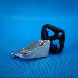 Support échappement centre gauche BMW X5/X6 OEM 7935435/7589931