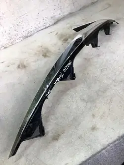 Oikean ajovalon kansi OEM 1417000778 VW Touran 5T1