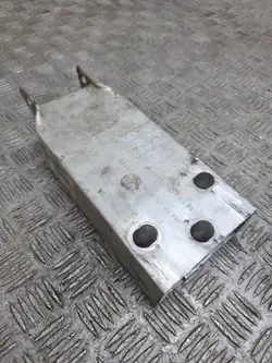 Vasen Puristusalue Mercedes W205 Kombi A2056200395