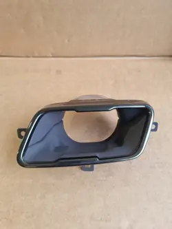 BMW OEM 8080495 Saída de Escape Esquerda Traseira