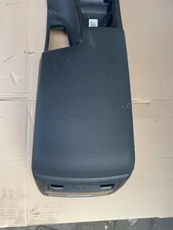 OEM 7075357 Käsinoja BMW E90 E91 Sedan Farmari