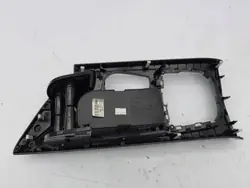 Mittentunnel dekoration Hyundai i40 2012 OEM 846513Z000