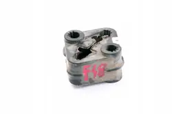 BMW X1 F48 Pakoputken kiinnike OEM 8576996