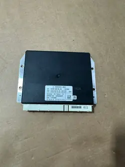 Mercedes SL R230 Jousitusmoduuli OEM A2305405545