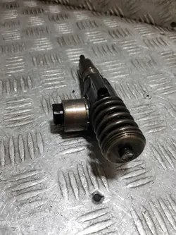 Spolarpump OEM 03G130073B VW Audi 2.0 TDI