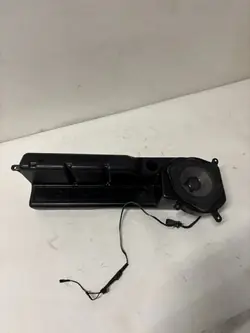 Högtalare höger framdörr OEM 4D0035382A Audi A8 D2 Bose