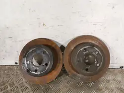 Taka jarrulevy OEM FBZ11803 Toyota RAV4:lle
