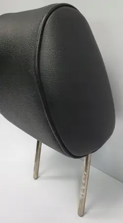 Mazda CX-7 Etupenkin Pääntuki OEM - Vasen tai Oikea