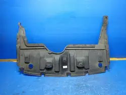 Placa de cubre motor Mitsubishi Colt OE MR575339