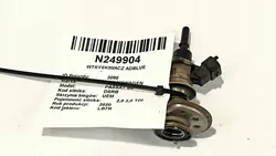 AdBlue-suutin OEM 7LA131113A Volkswagen Passat B8:lle