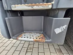 Marchepied inférieur gauche MAN TGX Euro 6