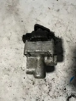 Pompe de direction assistée OEM d0145165n pour Audi A8 D2