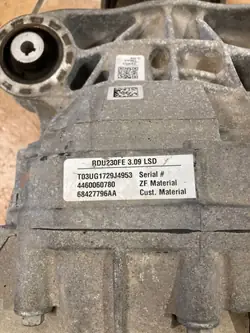 Differentieel OEM 68427796AA 3.09 LSD voor Dodge Charger