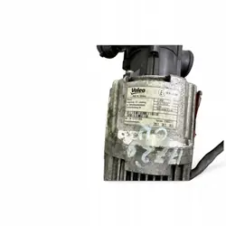 70347596 Volvo Kylvätskepump - Begagnad
