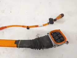BMW Korkeajännitekaapeli OEM 6823572 5-sarjaan