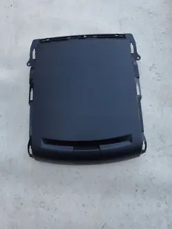 OEM A9066800091 kojelaatikko VW Crafterille