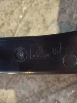 BMW X5 E70 bagageutrymmesskum OEM 51437145988 - Begagnad