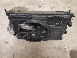 Ford Kuga mk2 Kühler OEM njhgfd Vorne 2.0 Automatik