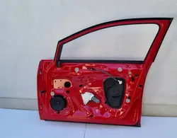 Porta Dianteira Direita VW Golf VII LY3D Vermelha 5G4831056AR