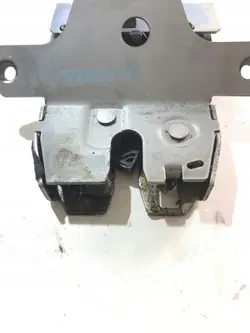Fecho porta-malas Volvo XC60 OEM 31335052 - Usado