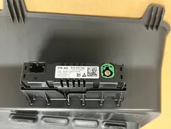 Audi A3 8Y USB-pistorasia OEM 8Y0035736 Laturi