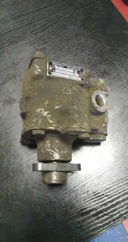 Pompe de direction assistée BMW OEM 7671955144 pour Série 5 E28