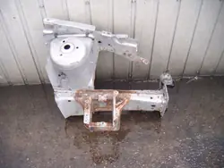 FORD FIESTA MK6 VI LIFT 05- Rail Quart Gauche Avant 62