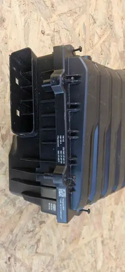 Luftfiltergehäuse OEM 5Q0129601CC für VW Skoda