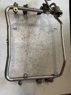 Audi A4 S4 B5 8D 1997 Kraftstoffschiene 078133551L