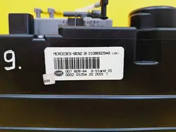 Centrale vergrendelingspomp OEM DRC76890 voor Mercedes W210