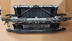BMW G30 G31 LCI Frontstoßstange 540i