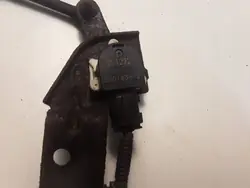 Mitsubishi Pajero Fram luftfjädringssensor OEM 8L1222