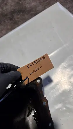 BMW E46 E90 E92 320i 318i Oljetank