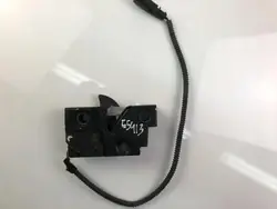 VW Motorhuvelås OEM 5G1823509B för Touran 2.0L Diesel