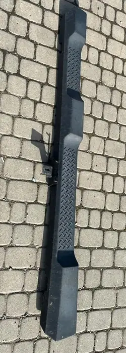 Estribo esquerdo Jeep Wrangler JK OEM PRÓG LEWY